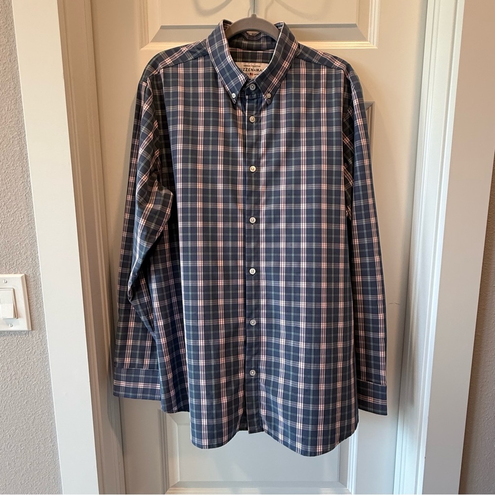 Mizzen+Main Navy, White, Green and Red Checkered Shirt